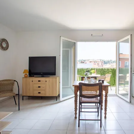 10 Cours 11 Novembre By Interhome * Cagnes-sur-Mer
